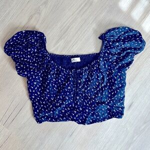 Hollister Blue Floral Cropped Top Size XL
